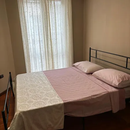 Ferienwohnung Casa Toto' Neapel Zimmer foto